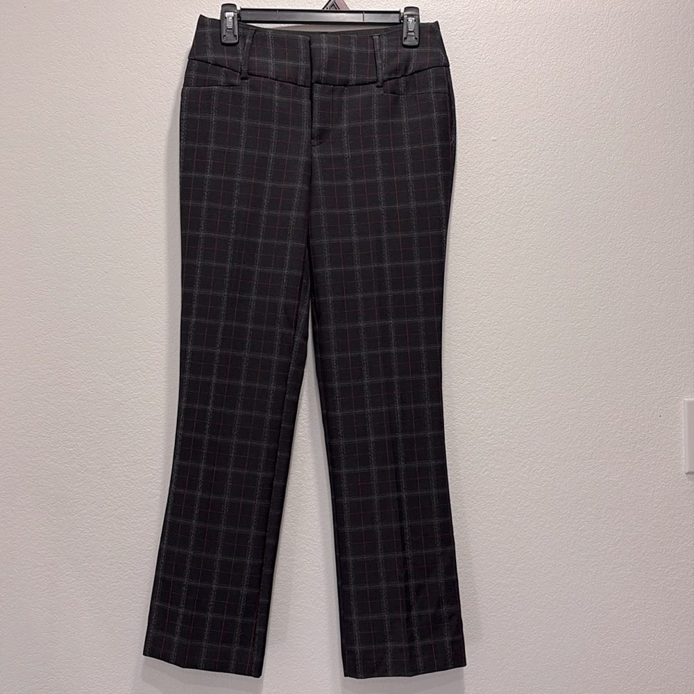 Apt. 9 Black and Red Plaid slacks